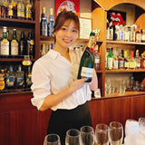 Be healed by the smile of the active stage actress mom! "ActresSnack Hikiwarai"