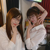 Be healed by the smile of the active stage actress mom! "ActresSnack Hikiwarai"