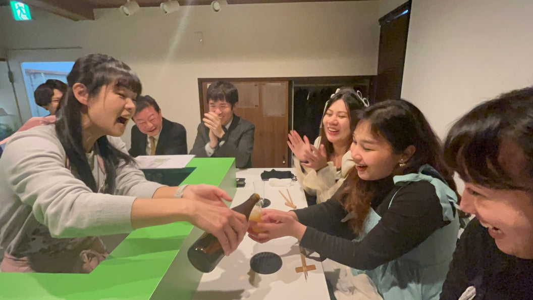 大阪の隠れた夜へ、ようこそ。