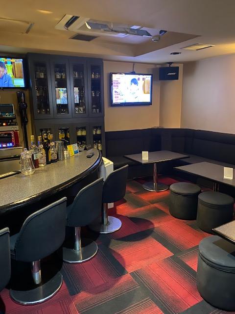 ニューハーフママの落ち着いたスナック「PASHA（パシャ）」 - オンラインスナック横丁