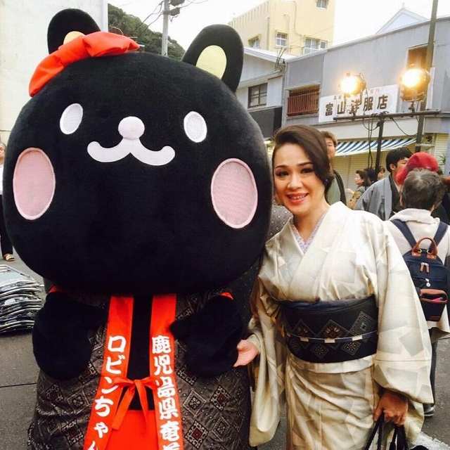 南の島、奄美の夜にホッと一息、語り合う 「スナック ティファニー」 - オンラインスナック横丁