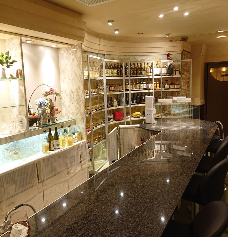 笑顔あふれる空間「アウル」 - オンラインスナック横丁