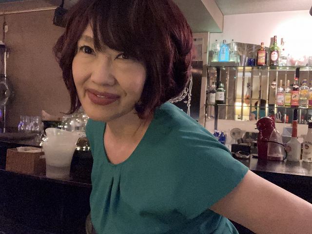 アットホームな山梨のスナック「YOSHI karaoke&drink」 - オンラインスナック横丁